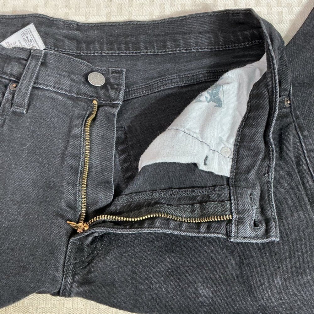 Levis 511 Mens Size W34 L32 Black Slim Fit Denim Jeans Original Riveted Label - Picture 4 of 10